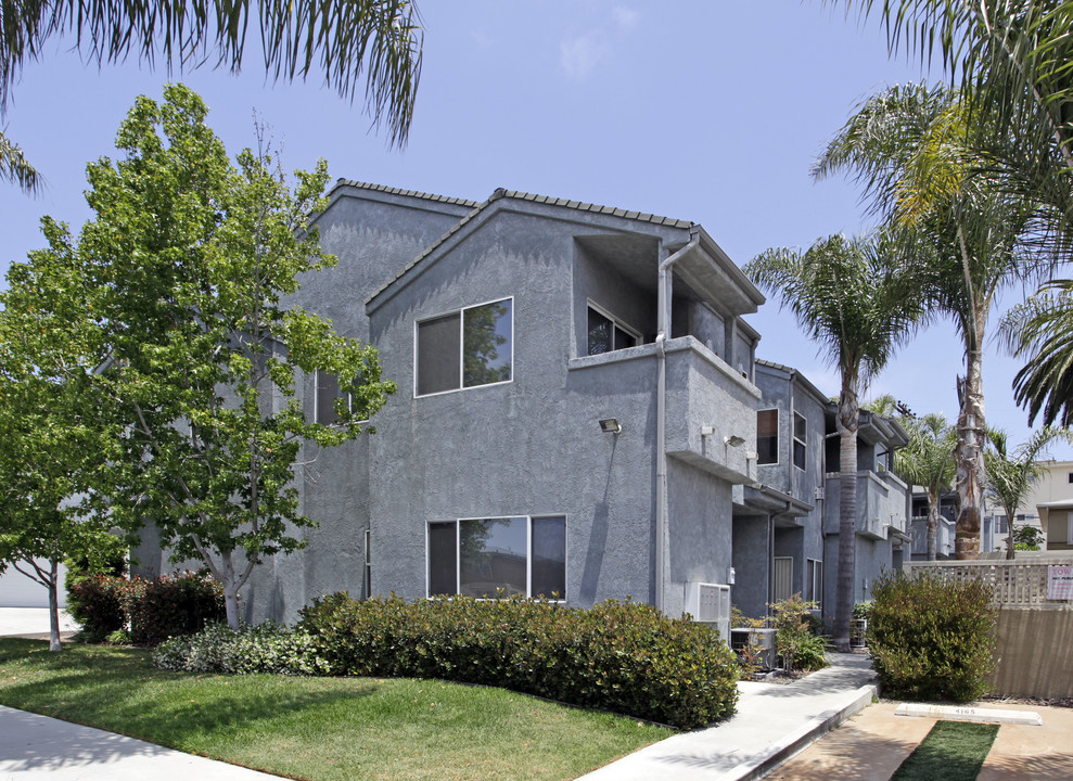 2203-2209 Howard Ave in San Diego, CA - Building Photo