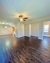 1319 E 32 Terrace in Kansas City, MO - Building Photo - Building Photo