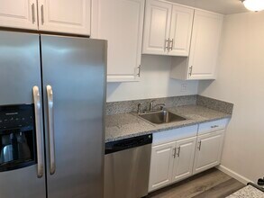 6412 -6414 Terra way, Unit 6412 in Citrus Heights, CA - Building Photo - Building Photo