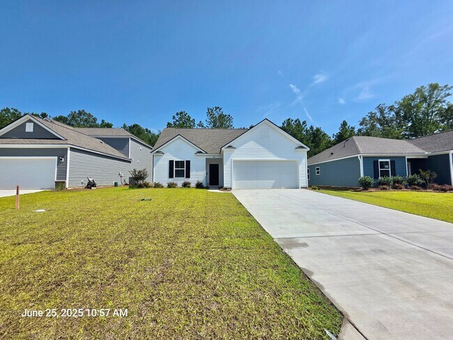 120 Royal Cainhoy Wy in Huger, SC - Building Photo - Building Photo