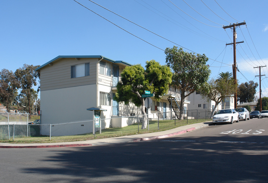 West Seaward Apartments in San Diego, CA - Building Photo