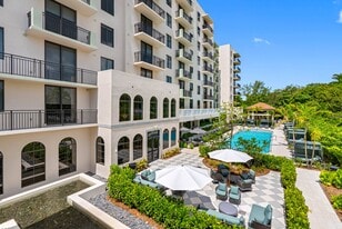 Arvella in North Miami Beach, FL - Building Photo