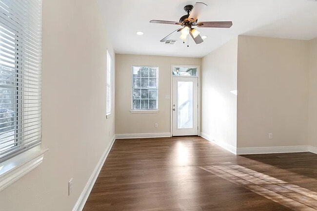 2408 Oak Aly in New Orleans, LA - Building Photo - Building Photo