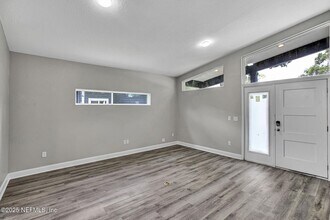 938 Alderside St in Jacksonville, FL - Building Photo - Building Photo