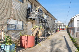 2516 Dumaine St in New Orleans, LA - Building Photo - Building Photo