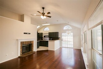 911 Plantation Dr in Lewisville, TX - Building Photo - Building Photo