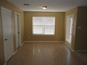 108 Quail Meadows Ln in Arlington, TX - Foto de edificio - Building Photo