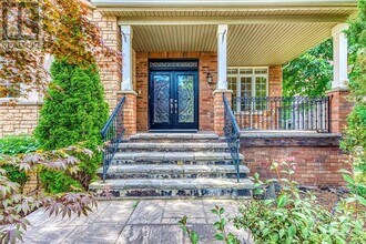 5337 Jameson Crescent in Burlington, ON - Building Photo - Building Photo