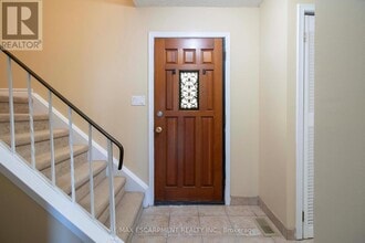 153 Limeridge Rd W in Hamilton, ON - Building Photo - Building Photo