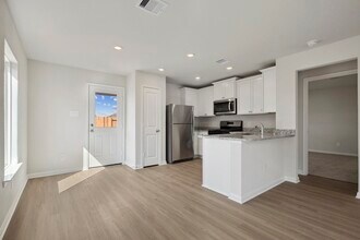 396 Tejas Trl in Waller, TX - Building Photo - Building Photo