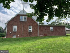 106 S Center St in Westminster, MD - Building Photo - Building Photo
