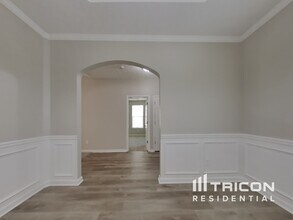 5746 Lakeside Dr in Union City, GA - Building Photo - Building Photo