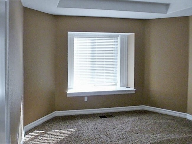 property at 2507 Locksley Ave SE