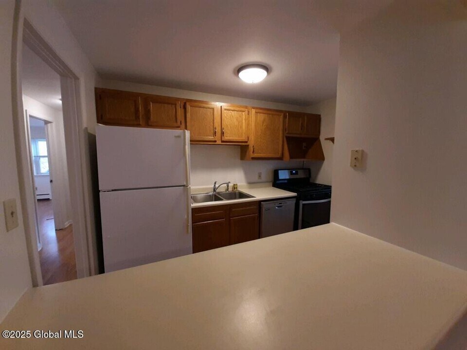 2690 NY-43 in Averill Park, NY - Building Photo