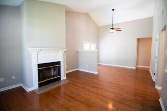 8816 Mill Run Dr in Knoxville, TN - Building Photo - Building Photo