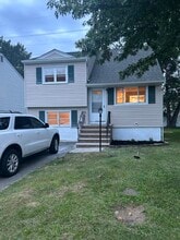 24 Huron Ave in Lake Hiawatha, NJ - Building Photo - Building Photo