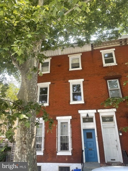 property at 333 Saunders Ave