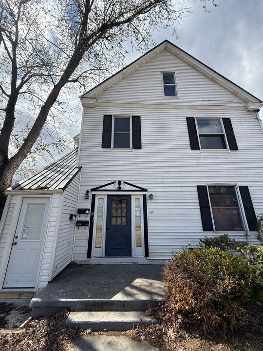145 North Ave in Washington, PA - Building Photo