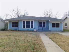 817 Emery St in Denton, TX - Building Photo