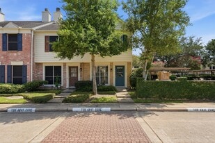 2808 Grants Lake Blvd in Sugar Land, TX - Building Photo