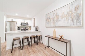 606 N Marsalis Ave in Dallas, TX - Building Photo - Building Photo