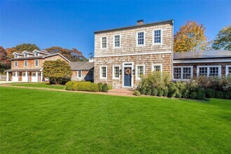 68 Quogue Riverhead Rd in Quogue, NY - Building Photo - Building Photo