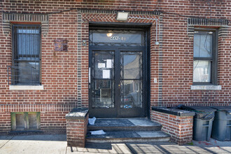 446 Berriman St in Brooklyn, NY - Building Photo - Building Photo