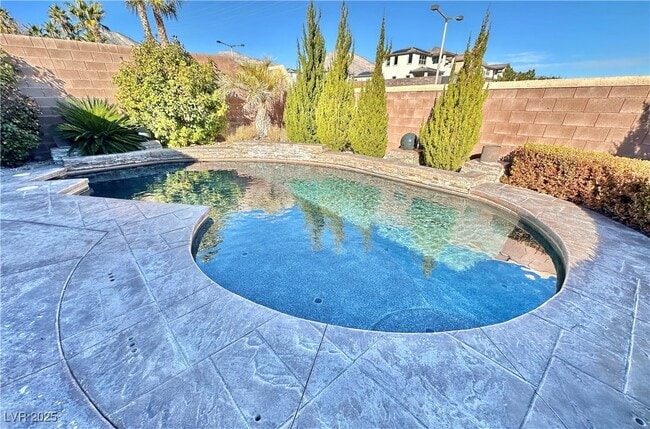 property at 11616 Siena Mist Ave