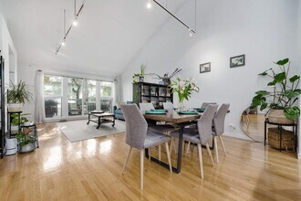 2828 N Talman Ave in Chicago, IL - Building Photo - Building Photo