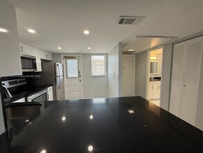 445 NE 195th St in Miami, FL - Building Photo - Building Photo