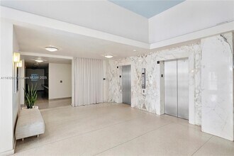 3 Island Ave, Unit 07C in Miami Beach, FL - Building Photo - Building Photo