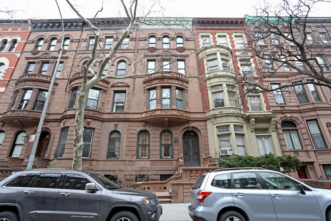 37 W 88th St in New York, NY - Foto de edificio - Building Photo