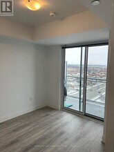 1050 Main St E in Milton, ON - Building Photo - Building Photo