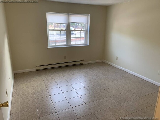 740 Central St, Unit 2 in Leominster, MA - Building Photo - Building Photo