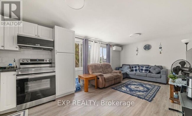 property at 89 College St E