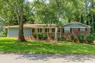 3959 Wedgewood Ln in Douglasville, GA - Building Photo - Building Photo
