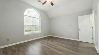 6967 Manslick Rd in Cordova, TN - Building Photo - Building Photo