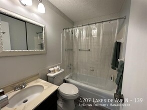 4207 Lakeside Ave N in Minneapolis, MN - Building Photo - Building Photo