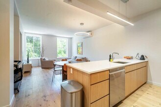 236 E 15th St in New York, NY - Building Photo - Building Photo