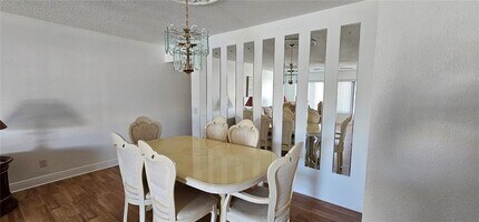 2450 Canadian Way in Clearwater, FL - Building Photo - Building Photo