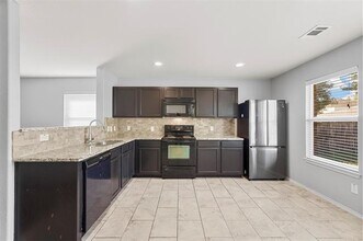 2509 Saddlehorn Dr in Little Elm, TX - Building Photo - Building Photo