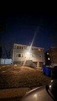 23 Long Hill Rd in Woodbridge Township, NJ - Building Photo