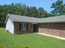 22605 Hollow Oak Ln in St. Robert, MO - Building Photo