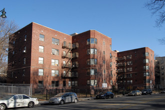 603 Elizabeth Avenue in Newark, NJ - Foto de edificio - Building Photo