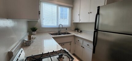 9920 Durant Dr in Beverly Hills, CA - Building Photo - Building Photo