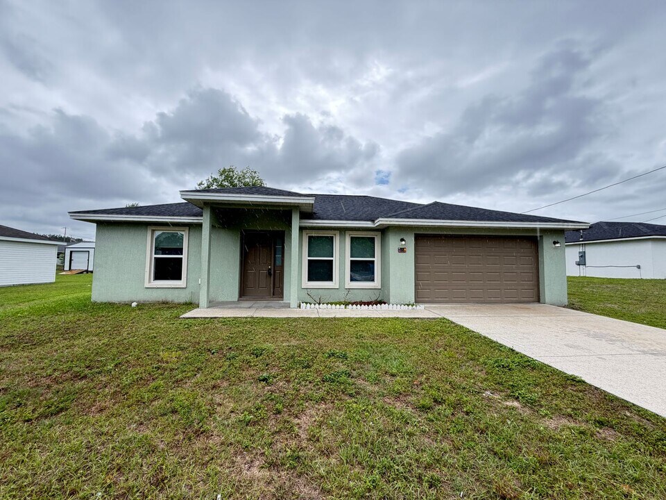 88 Walnut Dr in Ocala, FL - Building Photo