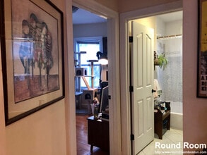 20 Armstrong St, Unit 1 in Boston, MA - Foto de edificio - Building Photo