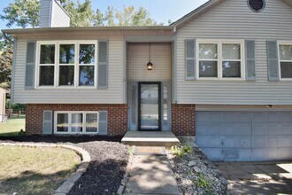 647 Regent Rd in Cincinnati, OH - Building Photo - Building Photo