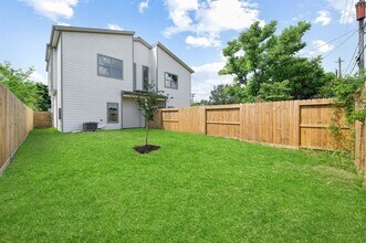 5105 Malmedy Rd-Unit -A in Houston, TX - Building Photo - Building Photo