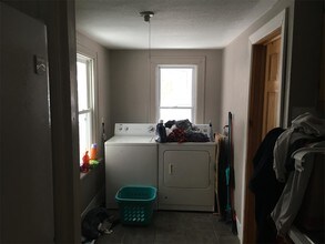 1015 S Lansing St-Unit -1 in Mt. Pleasant, MI - Building Photo - Building Photo